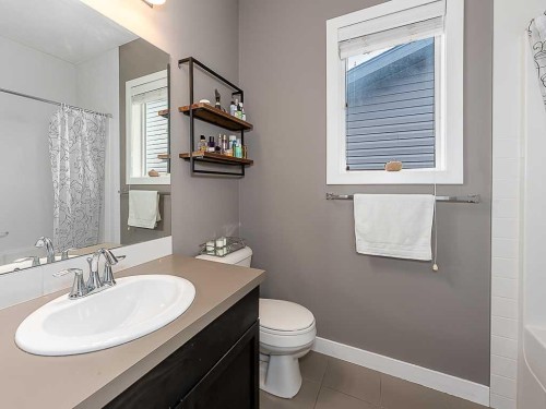 393 Panton Way Nw, Calgary, AB 