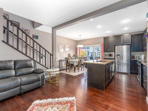 393 Panton Way Nw, Calgary, AB 