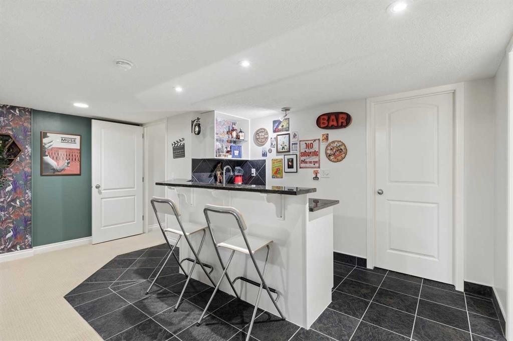 270 Cougar Ridge Drive Sw, Calgary, AB