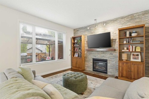 270 Cougar Ridge Drive Sw, Calgary, AB 
