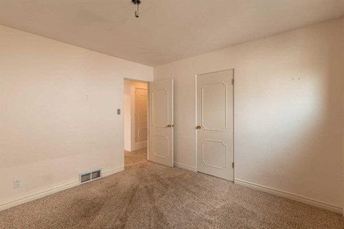 4007 14A Street Sw, Calgary, AB 