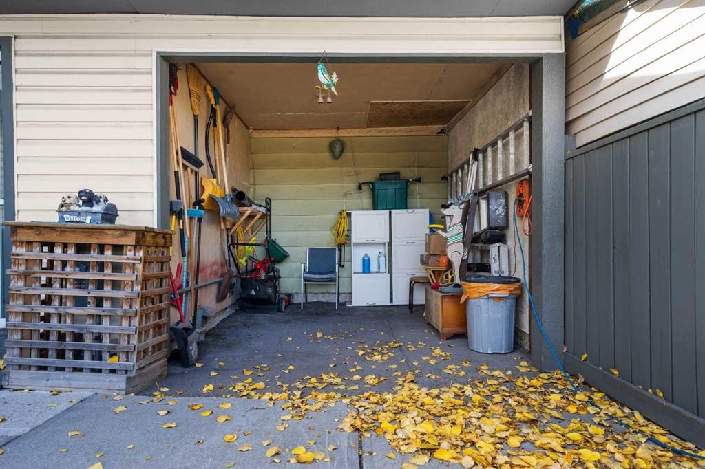 309 44 Street Se, Calgary, AB
