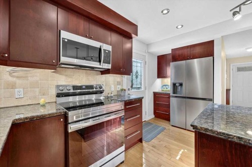 316 Parkland Way Se, Calgary, AB 