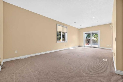 316 Parkland Way Se, Calgary, AB 