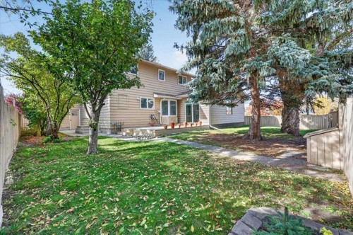316 Parkland Way Se, Calgary, AB 