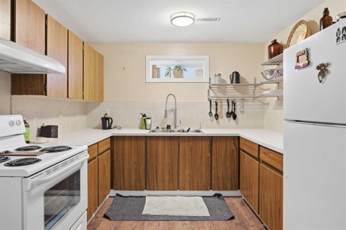 4646 80 Street Nw, Calgary, AB 