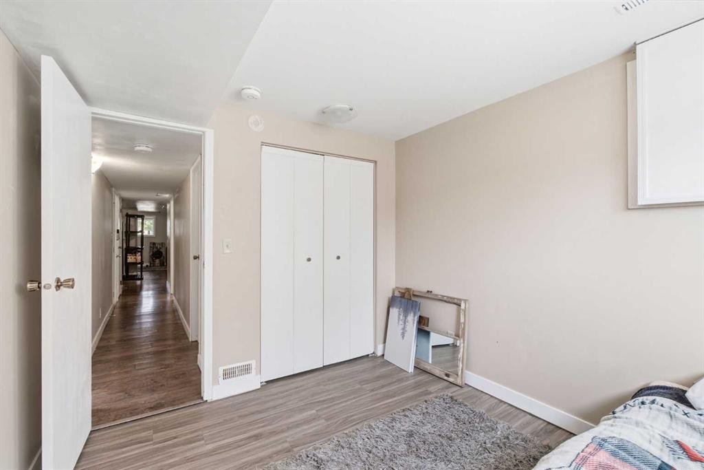 4646 80 Street Nw, Calgary, AB