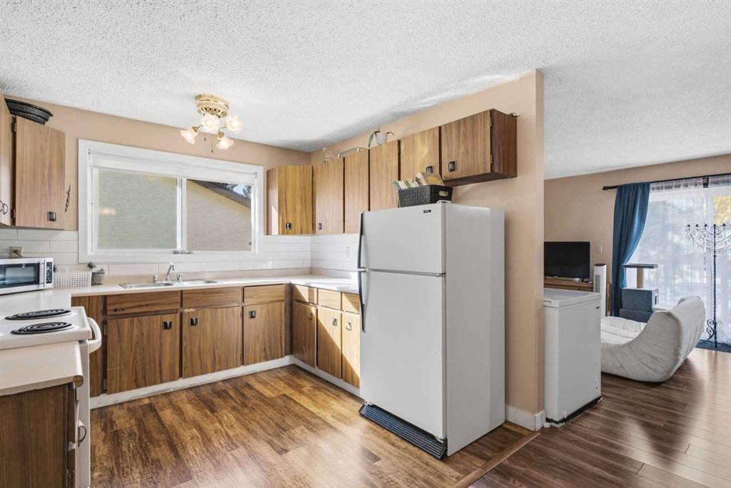 4646 80 Street Nw, Calgary, AB
