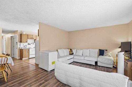 4646 80 Street Nw, Calgary, AB 