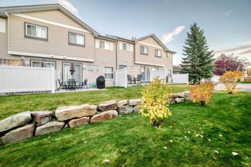 187 Millview Green Sw, Calgary, AB 