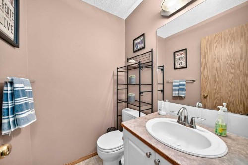 187 Millview Green Sw, Calgary, AB 
