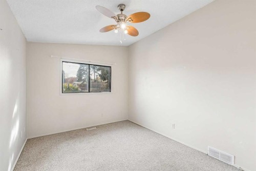 4108 67 Street Nw, Calgary, AB 