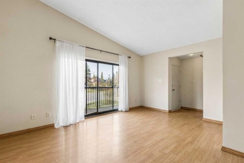 4108 67 Street Nw, Calgary, AB 