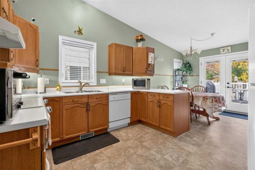 218 Coventry Close Ne, Calgary, AB 