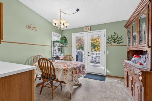 218 Coventry Close Ne, Calgary, AB 