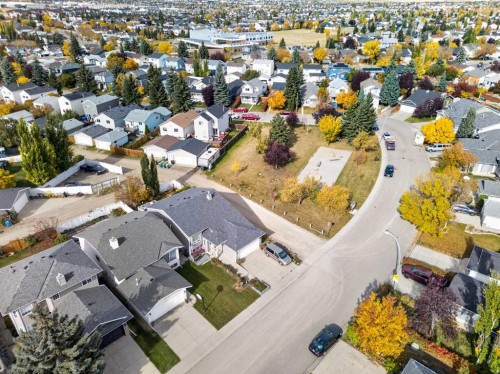 218 Coventry Close Ne, Calgary, AB 