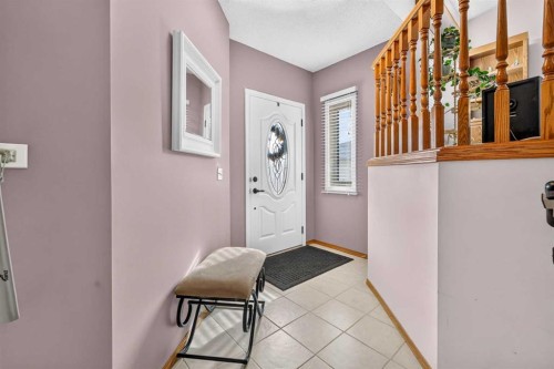 218 Coventry Close Ne, Calgary, AB 