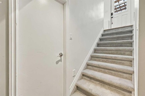 4011 25 Avenue Sw, Calgary, AB 