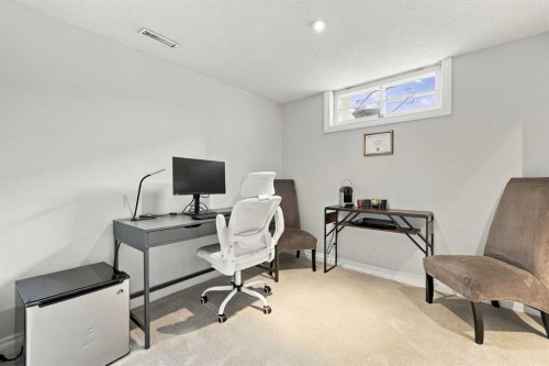 4011 25 Avenue Sw, Calgary, AB 