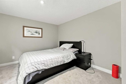 4011 25 Avenue Sw, Calgary, AB 