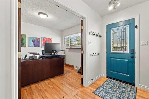 4011 25 Avenue Sw, Calgary, AB 