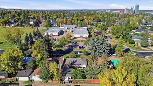 4011 25 Avenue Sw, Calgary, AB 