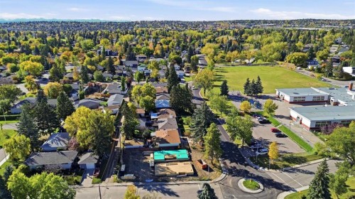 4011 25 Avenue Sw, Calgary, AB 