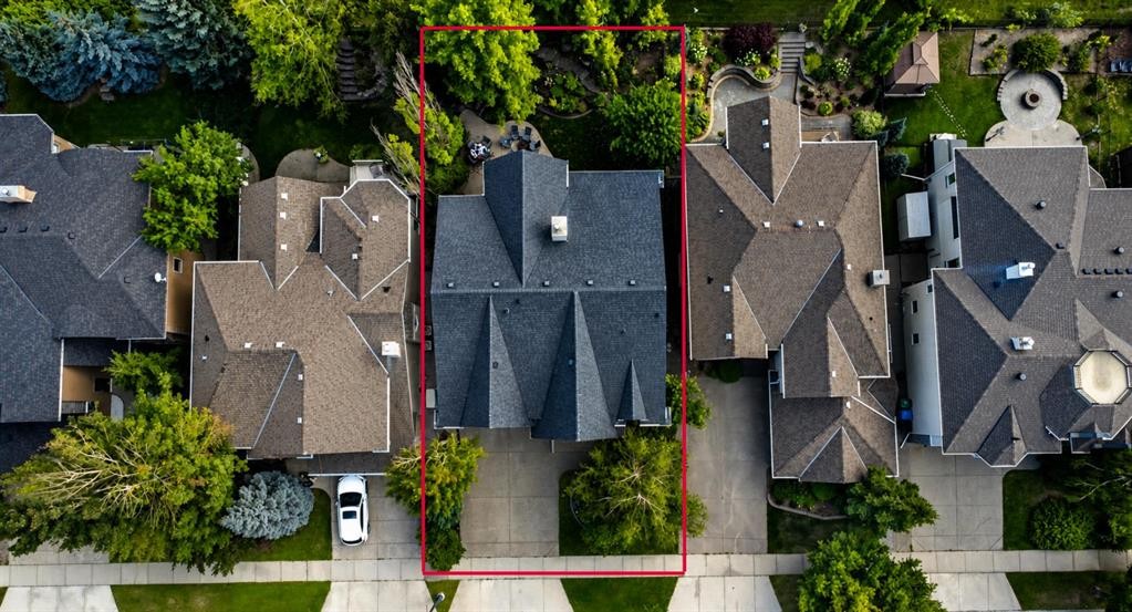 83 Discovery Ridge Boulevard Sw, Calgary, AB