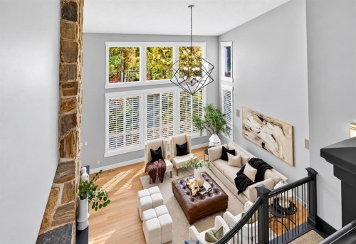 83 Discovery Ridge Boulevard Sw, Calgary, AB 
