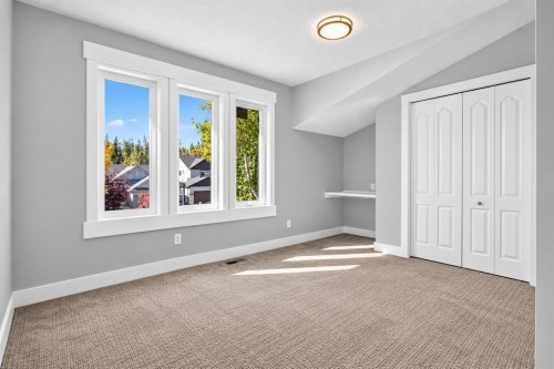 83 Discovery Ridge Boulevard Sw, Calgary, AB 