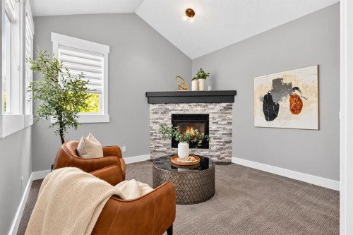 83 Discovery Ridge Boulevard Sw, Calgary, AB 