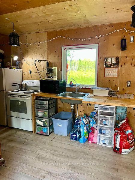 189 Larson Road, Neebing, ON