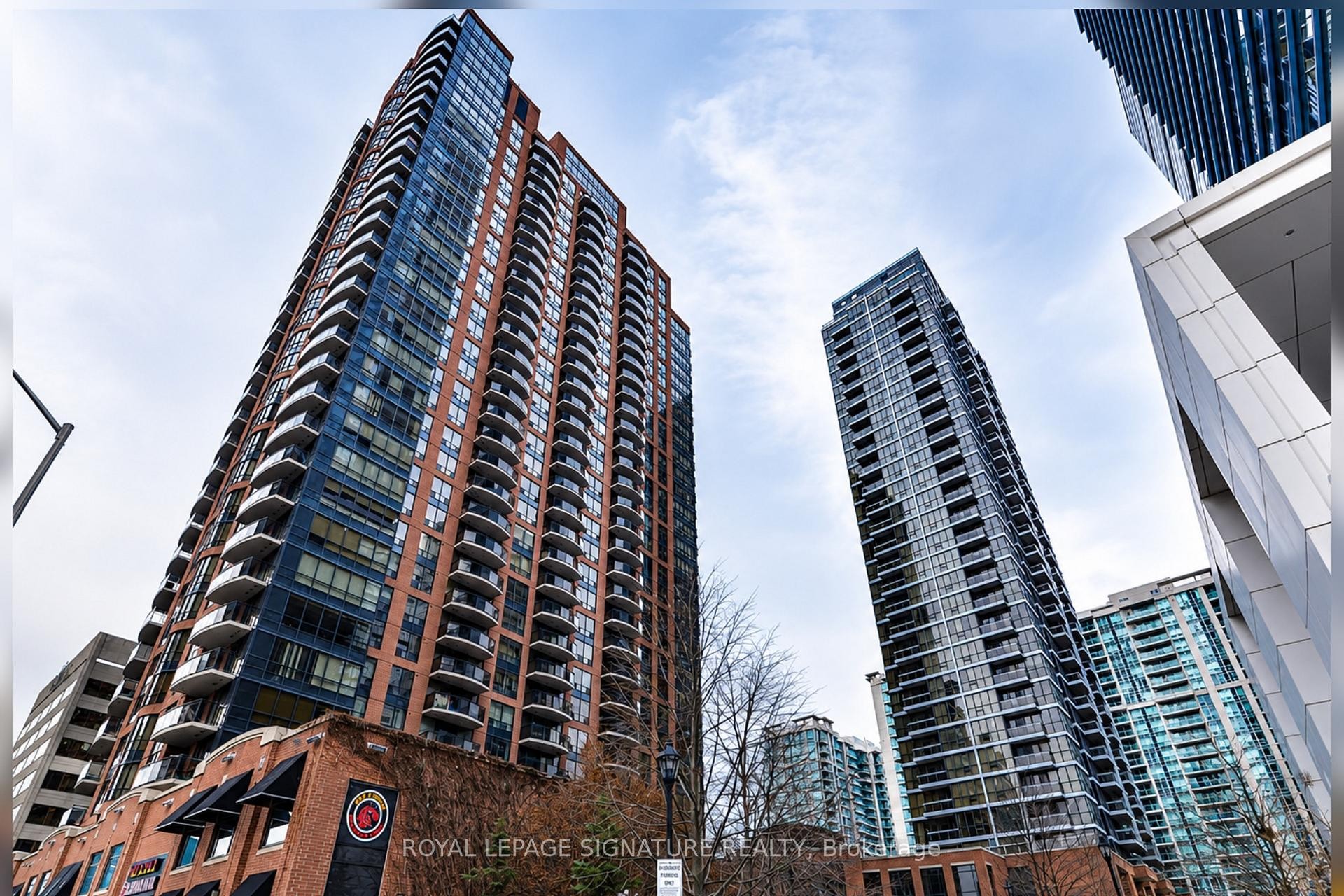 2210-33 Sheppard Avenue E, Toronto, ON