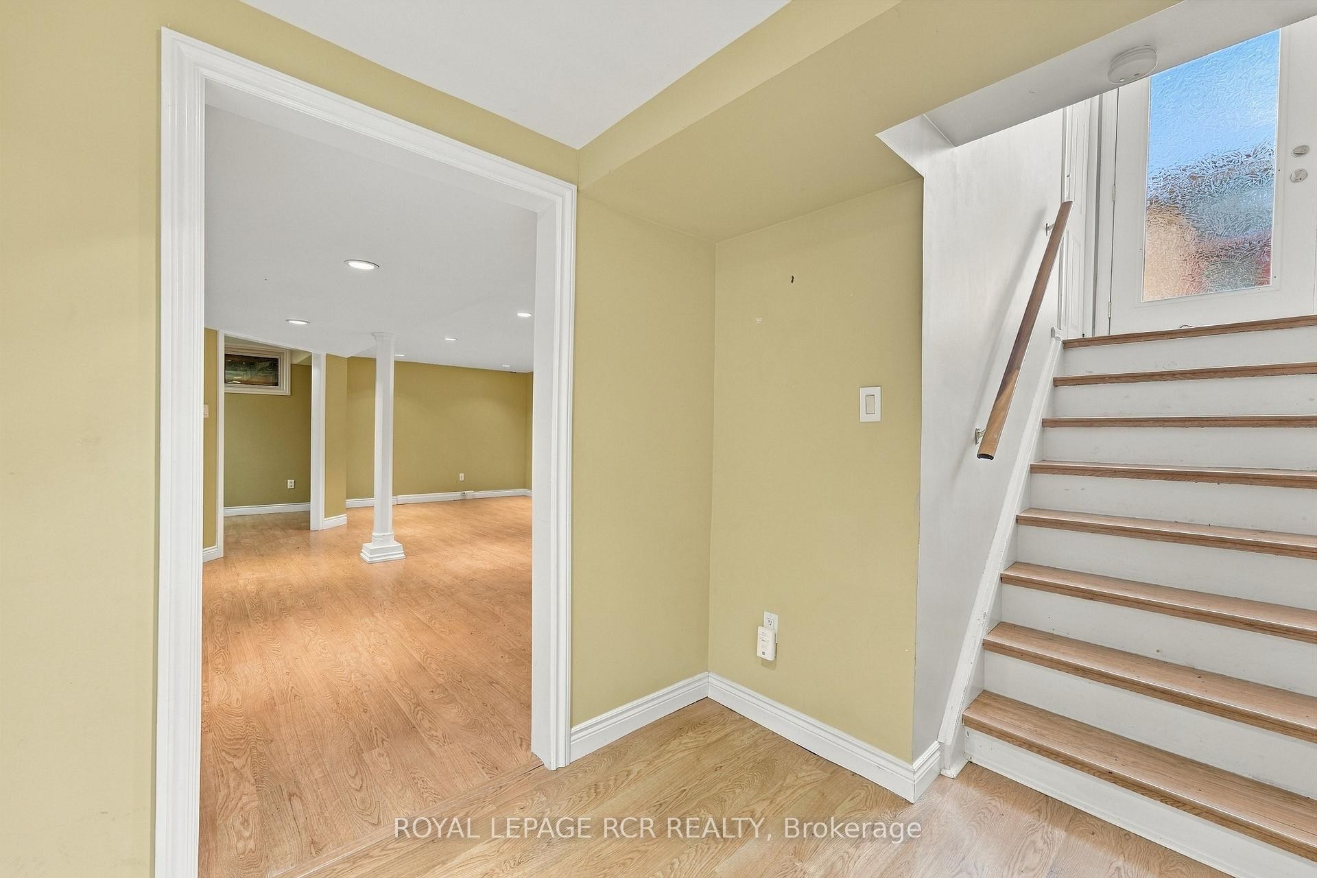 70 Tecumseh Drive, Aurora, ON