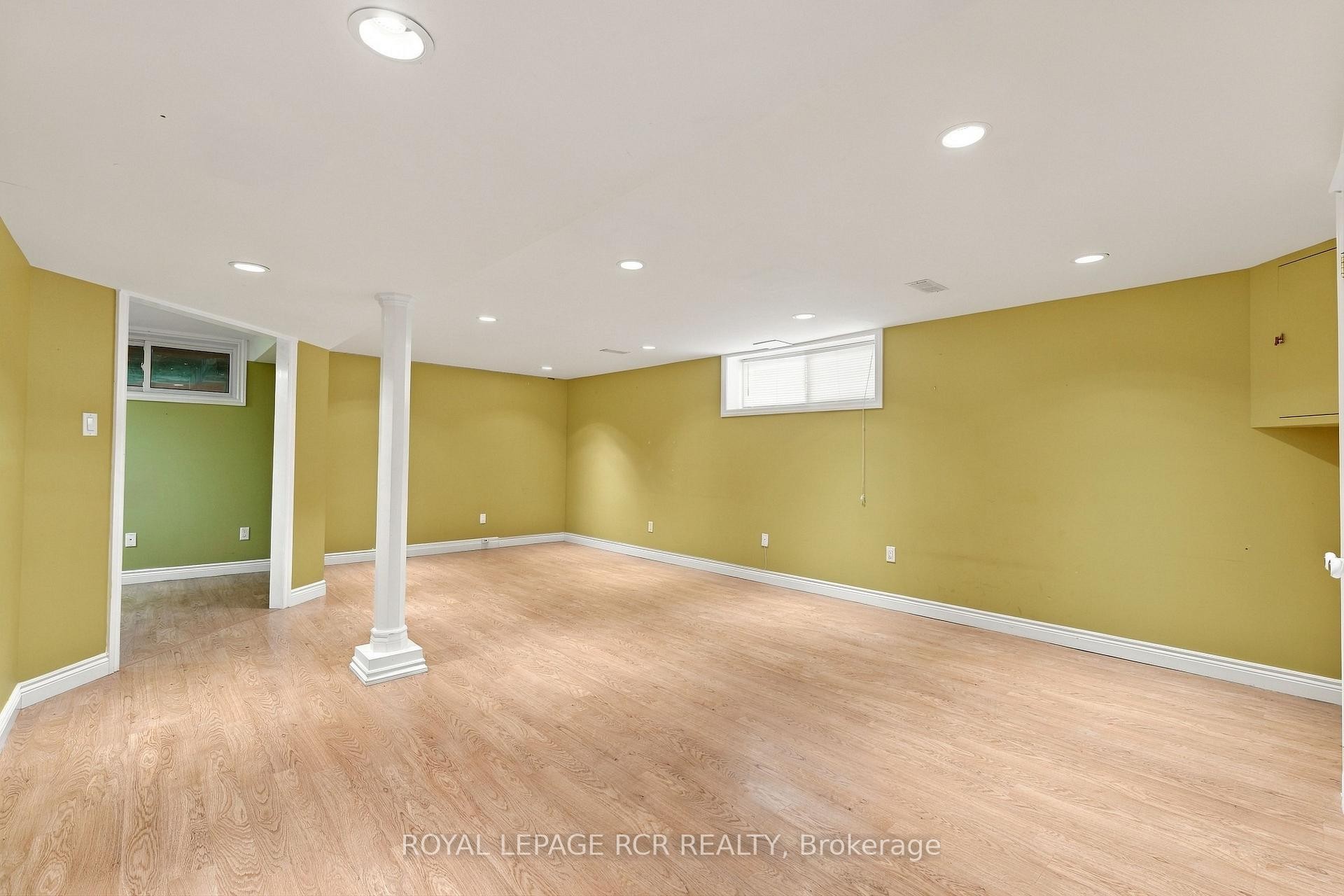 70 Tecumseh Drive, Aurora, ON