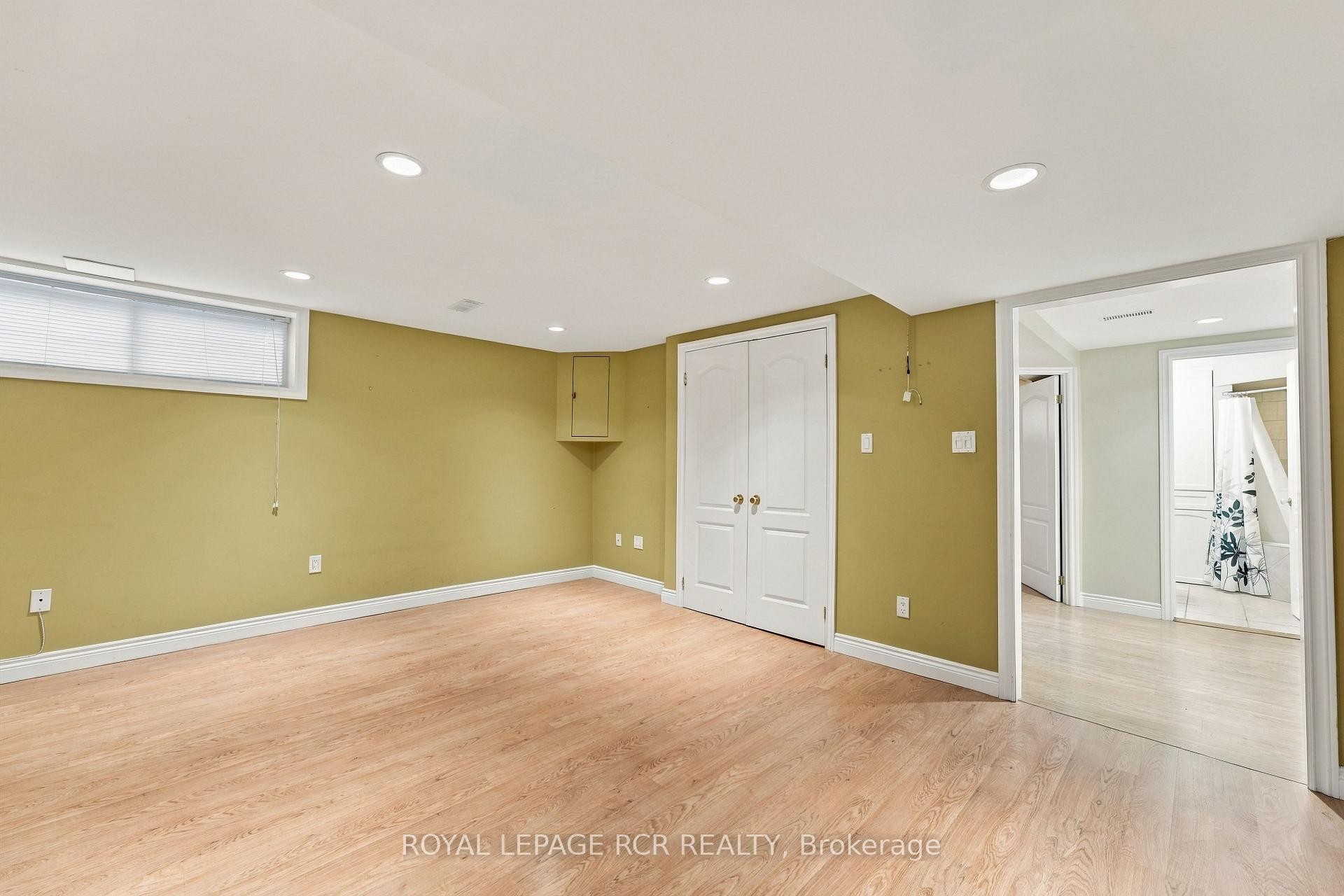 70 Tecumseh Drive, Aurora, ON