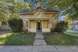 35 Metcalfe Street Aurora, ON L4G 1E5