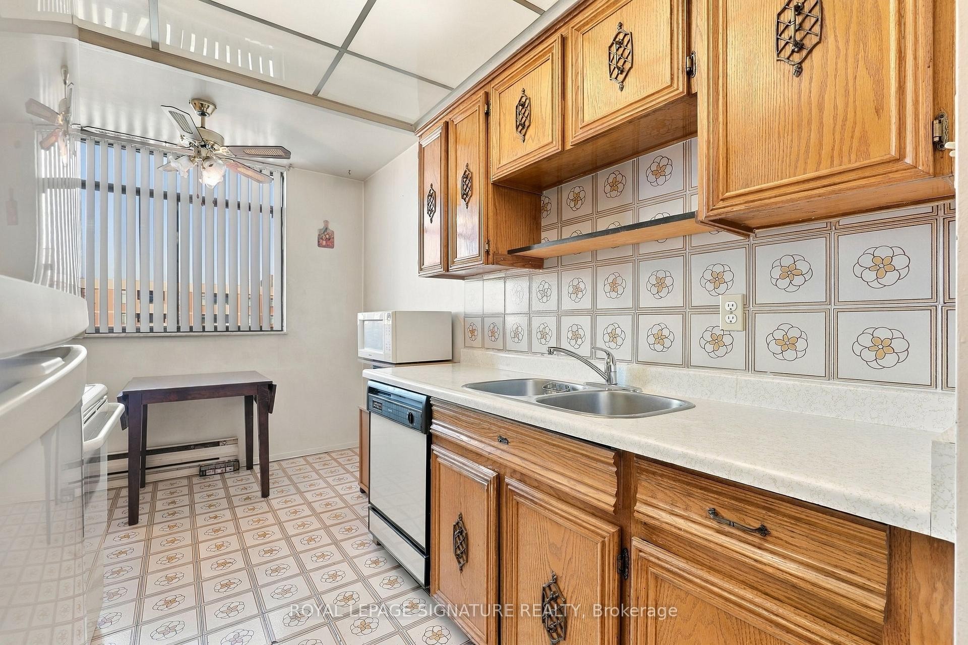 539-2645 Jane Street, Toronto, ON
