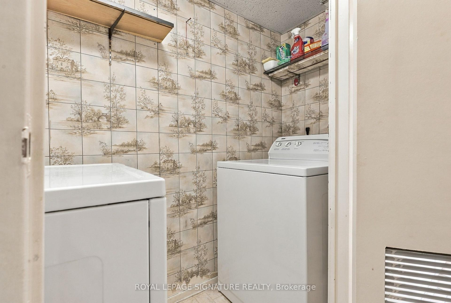 539-2645 Jane Street, Toronto, ON