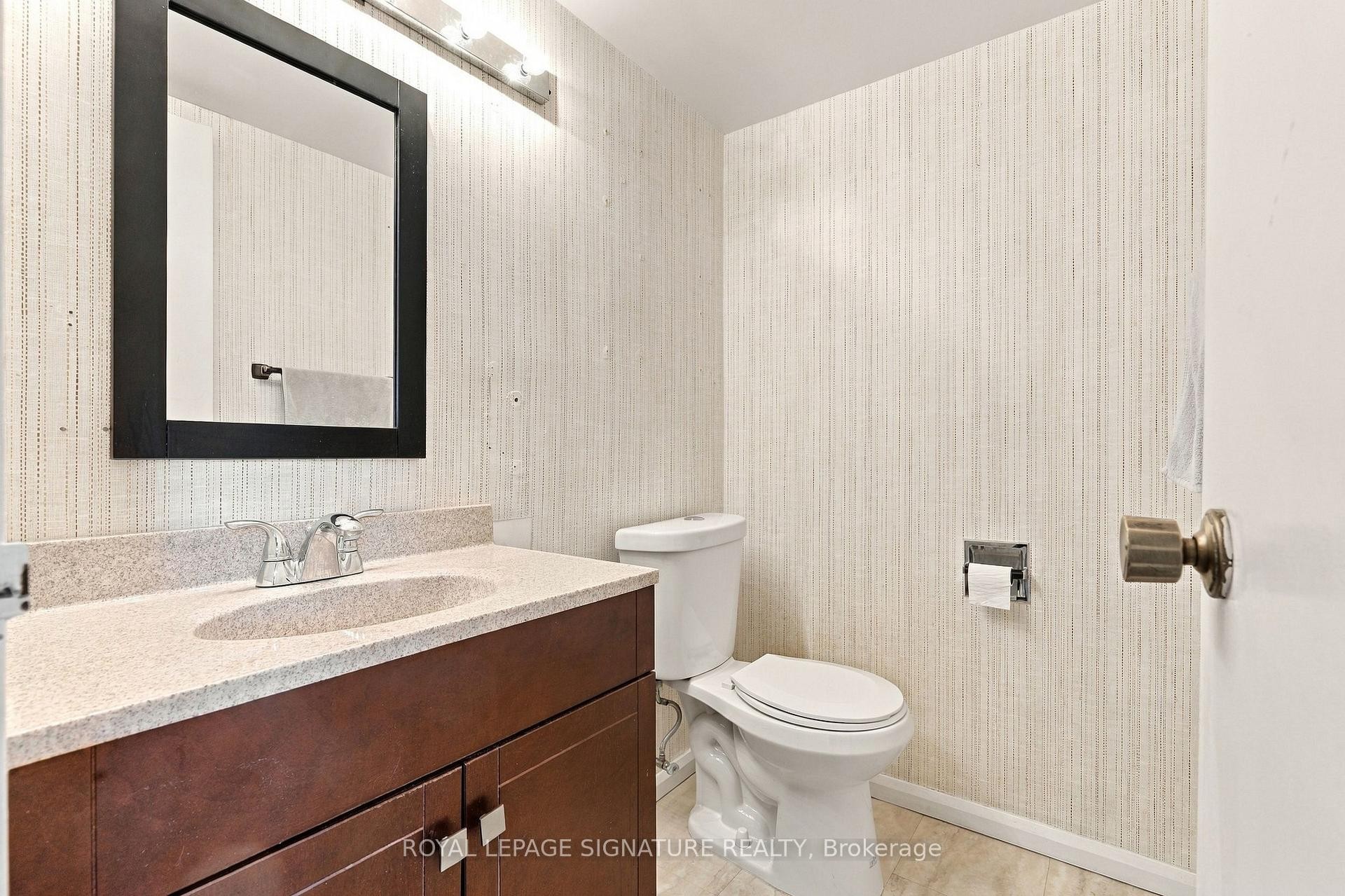 539-2645 Jane Street, Toronto, ON