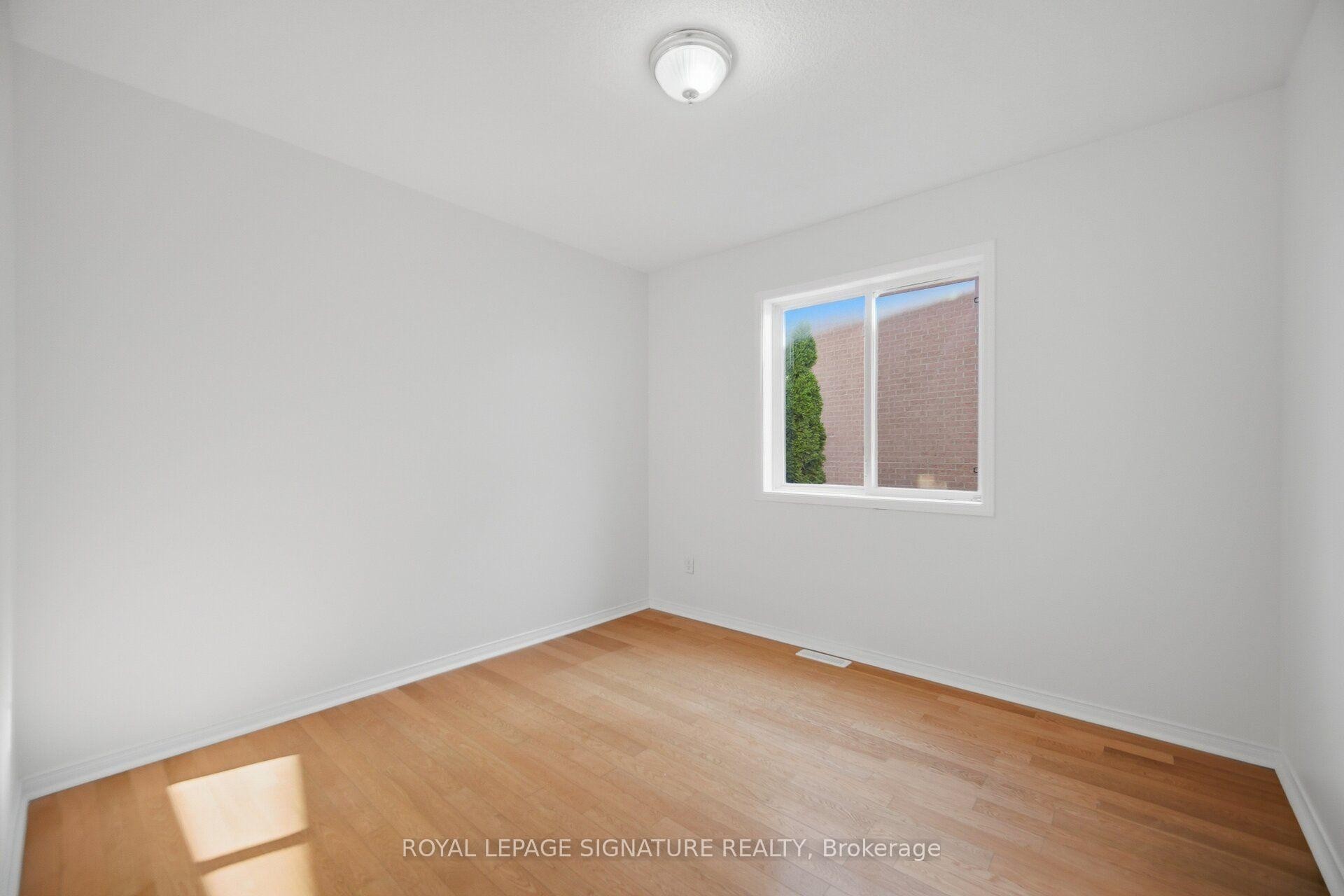 306 Cossack Court, Mississauga, ON