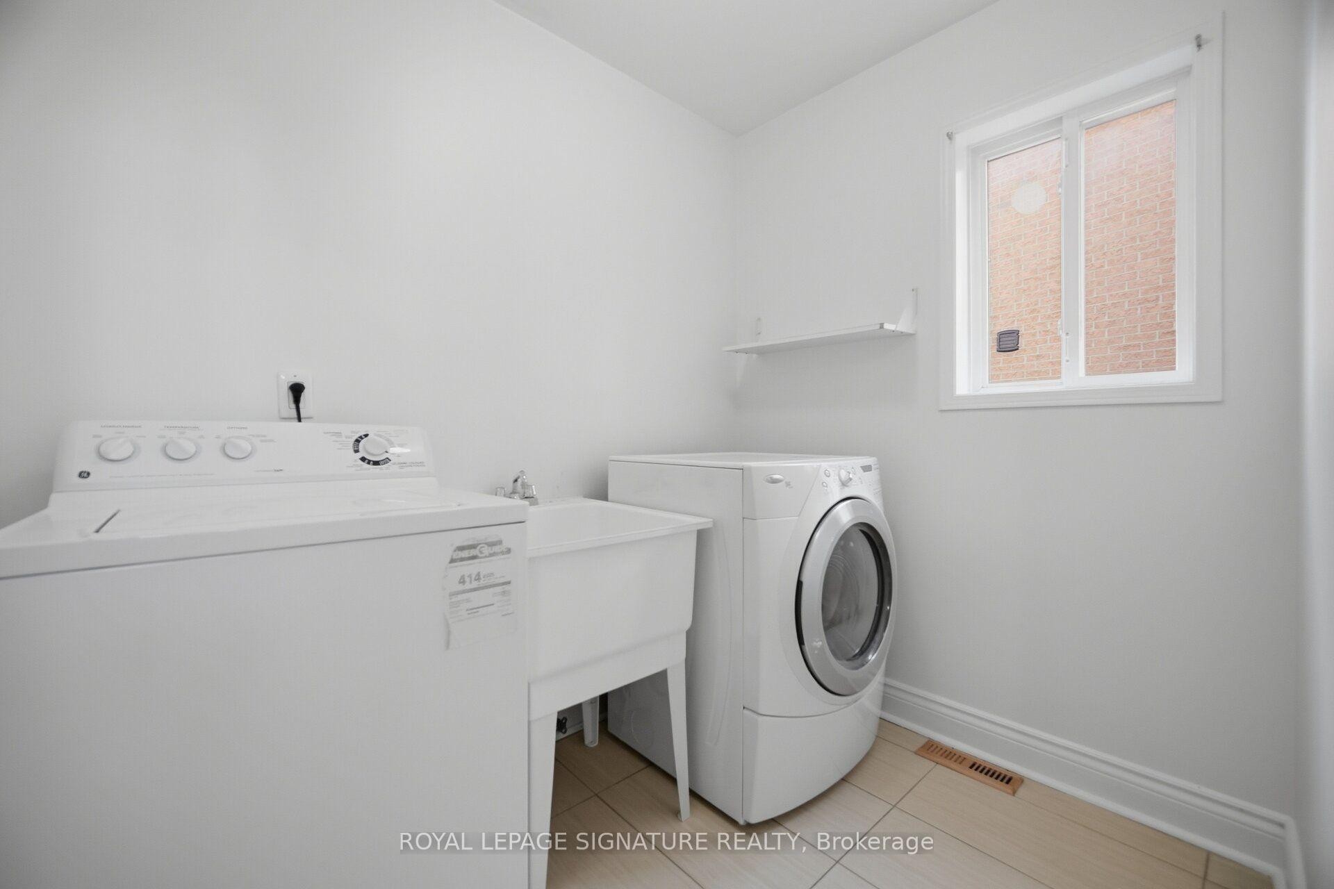 306 Cossack Court, Mississauga, ON