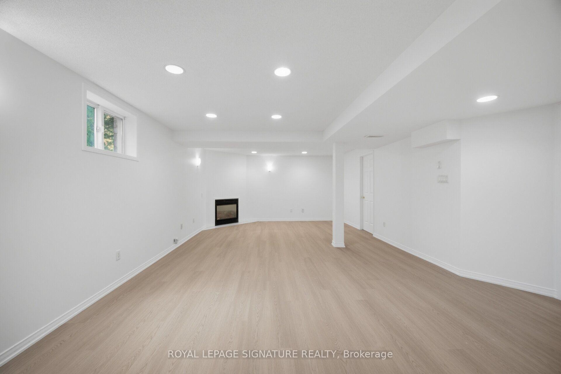 306 Cossack Court, Mississauga, ON