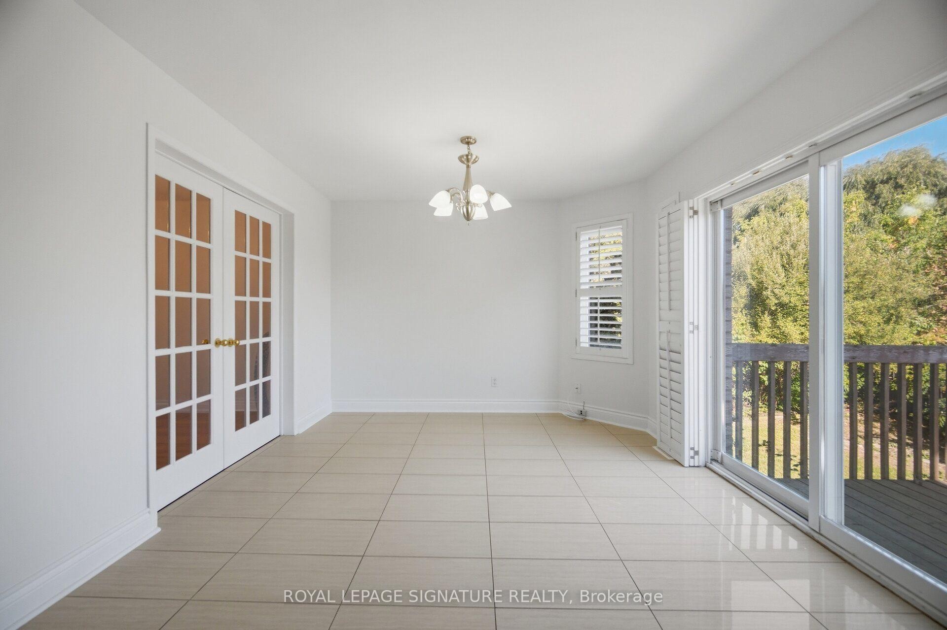 306 Cossack Court, Mississauga, ON
