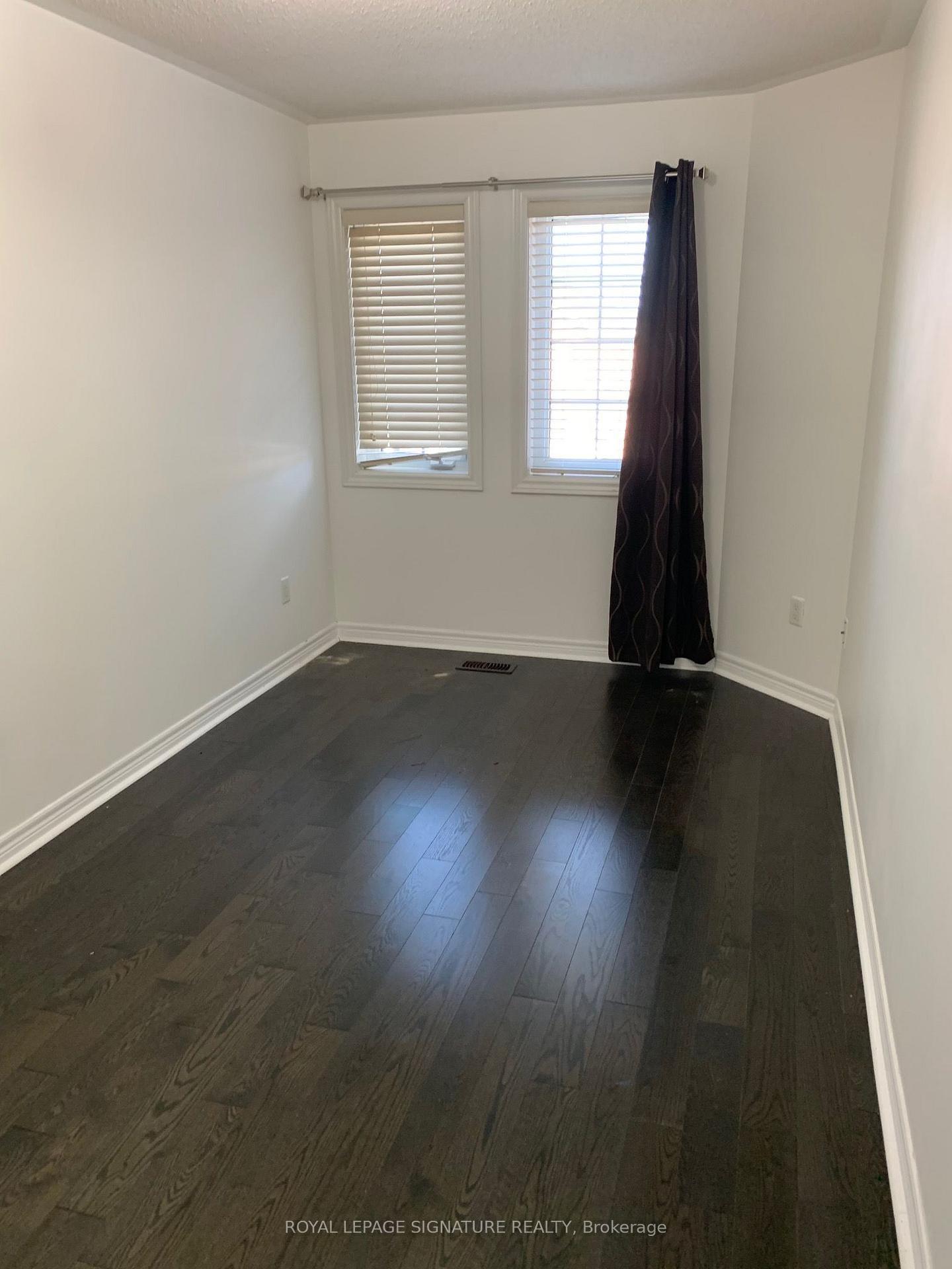 249 Comiskey Crescent, Mississauga, ON