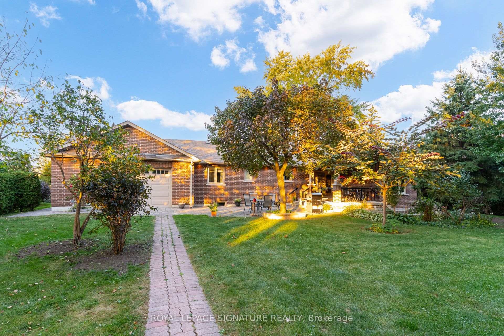 2544 Sharon Crescent, Mississauga, ON