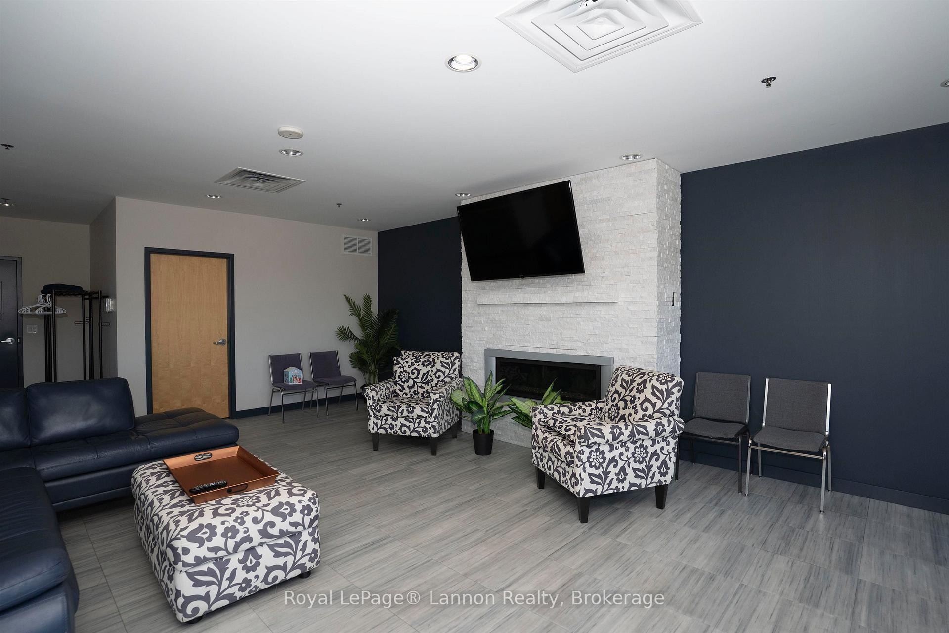 2104-2260 Sleeping Giant Parkway, Thunder Bay, ON