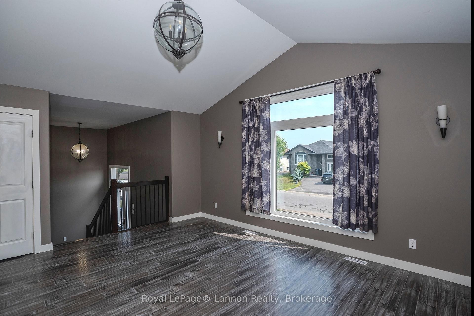 461 Longbow Street, Thunder Bay, ON