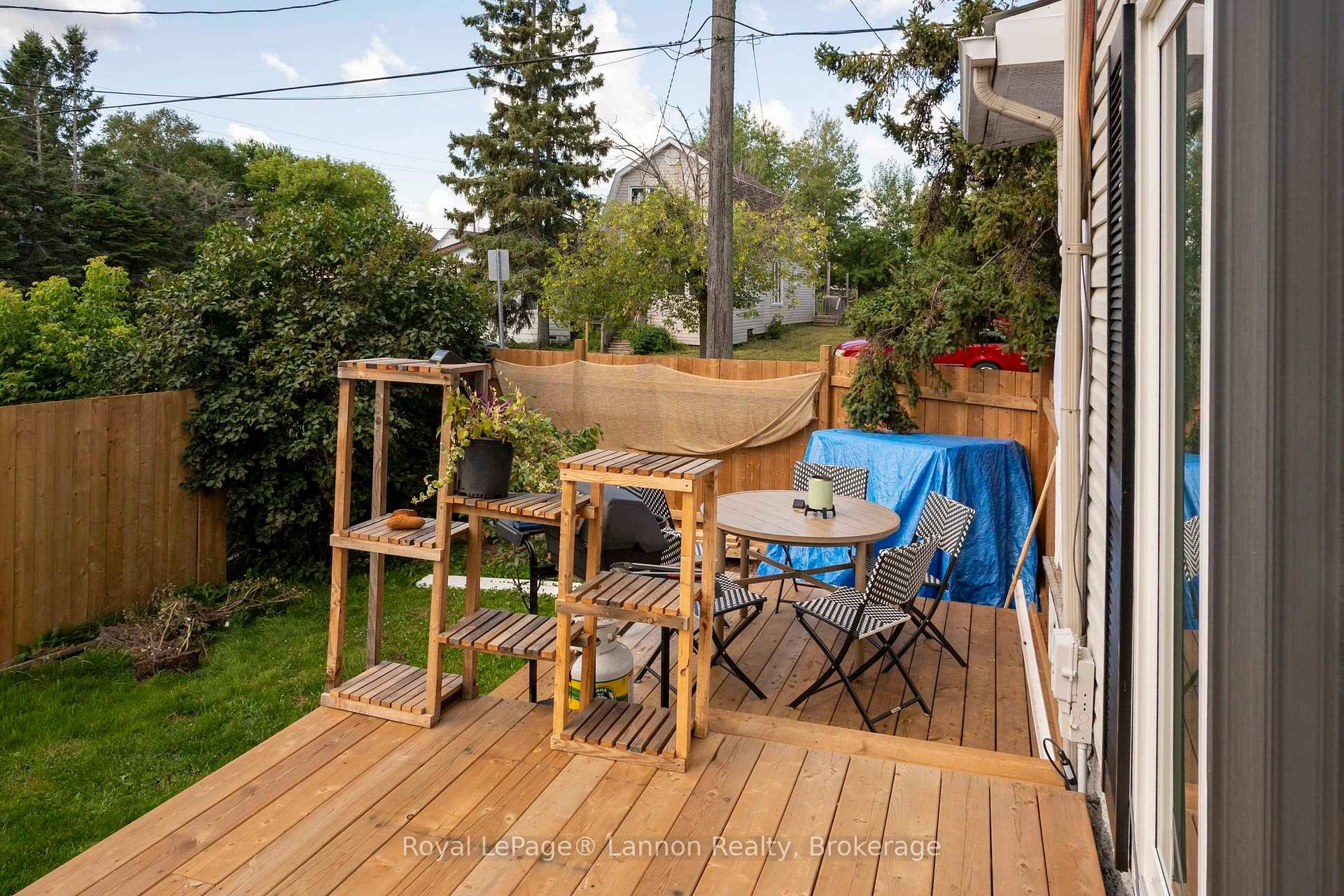 73 Empress Ave N, Thunder Bay, ON