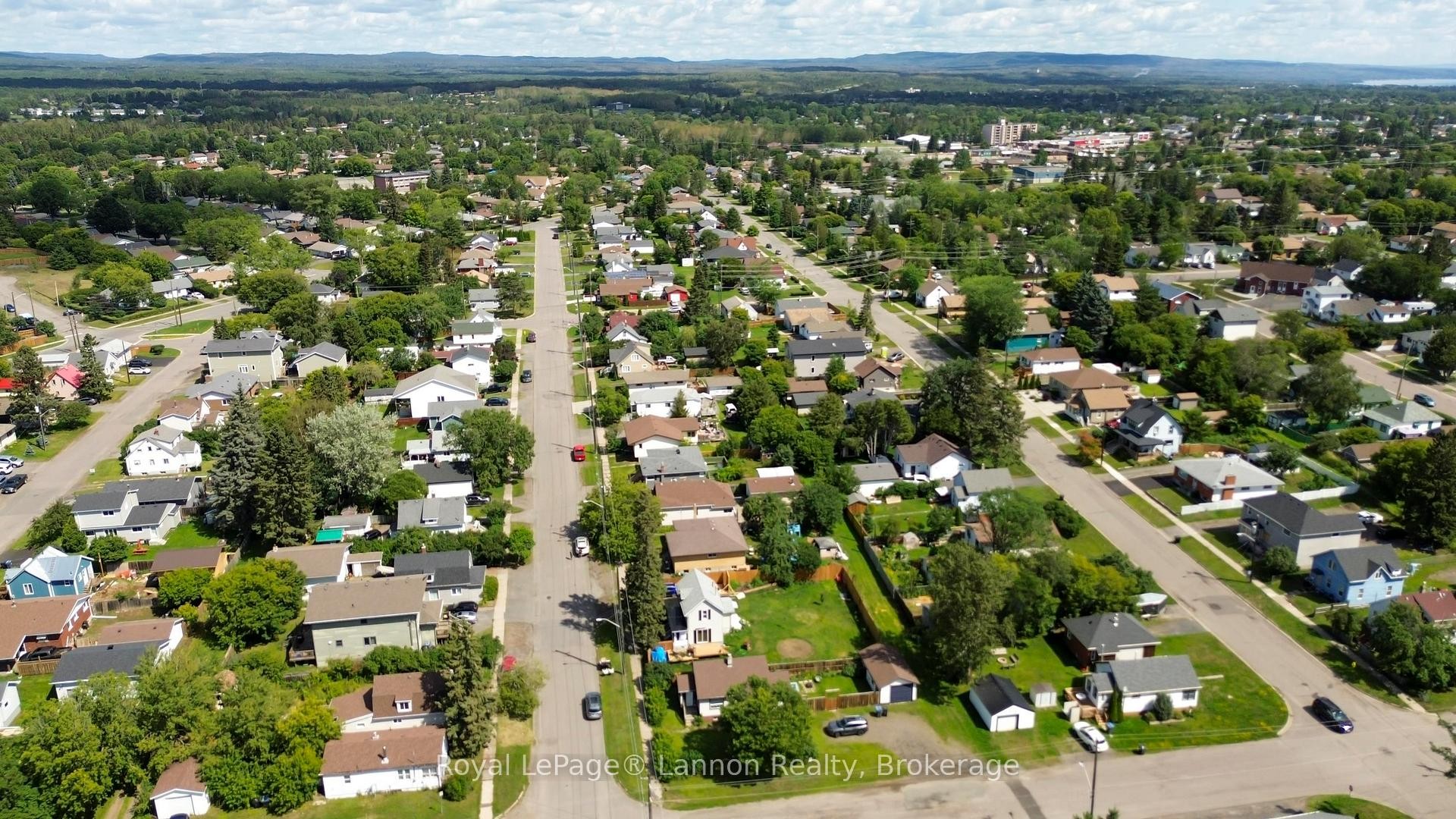 73 Empress Ave N, Thunder Bay, ON